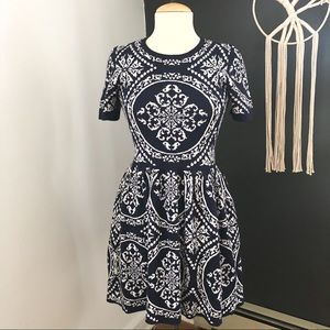 ROMEO & JULIET Short Sleeve Intarsia Knit Dress